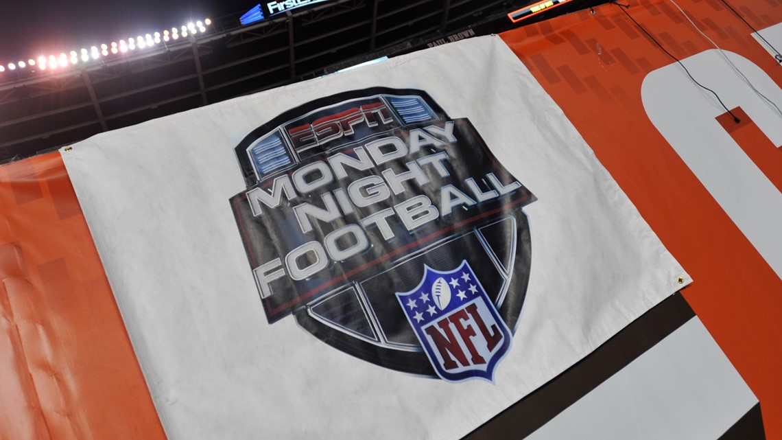 ESPN has a lot riding on new MNF broadcast crew