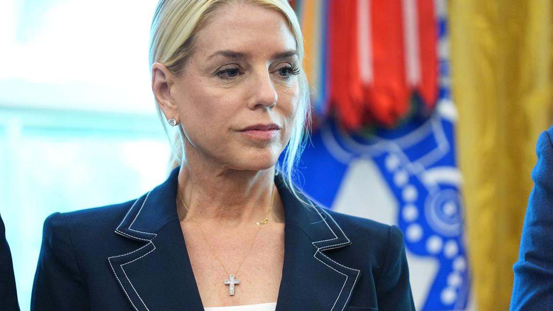 Former Attorney General Pam Bondi diagnosed with thyroid cancer, recovering from treatment