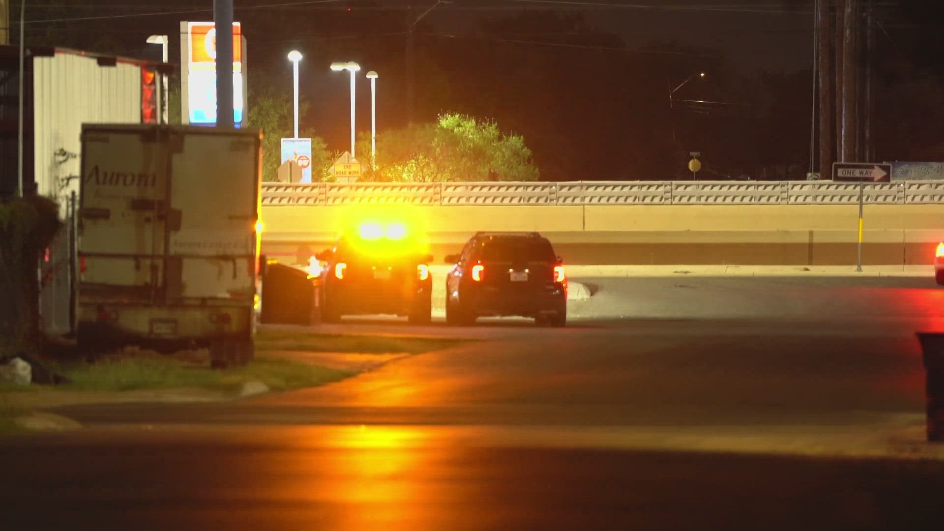 Men attempting to steal car calls police after owner shoots at them ...