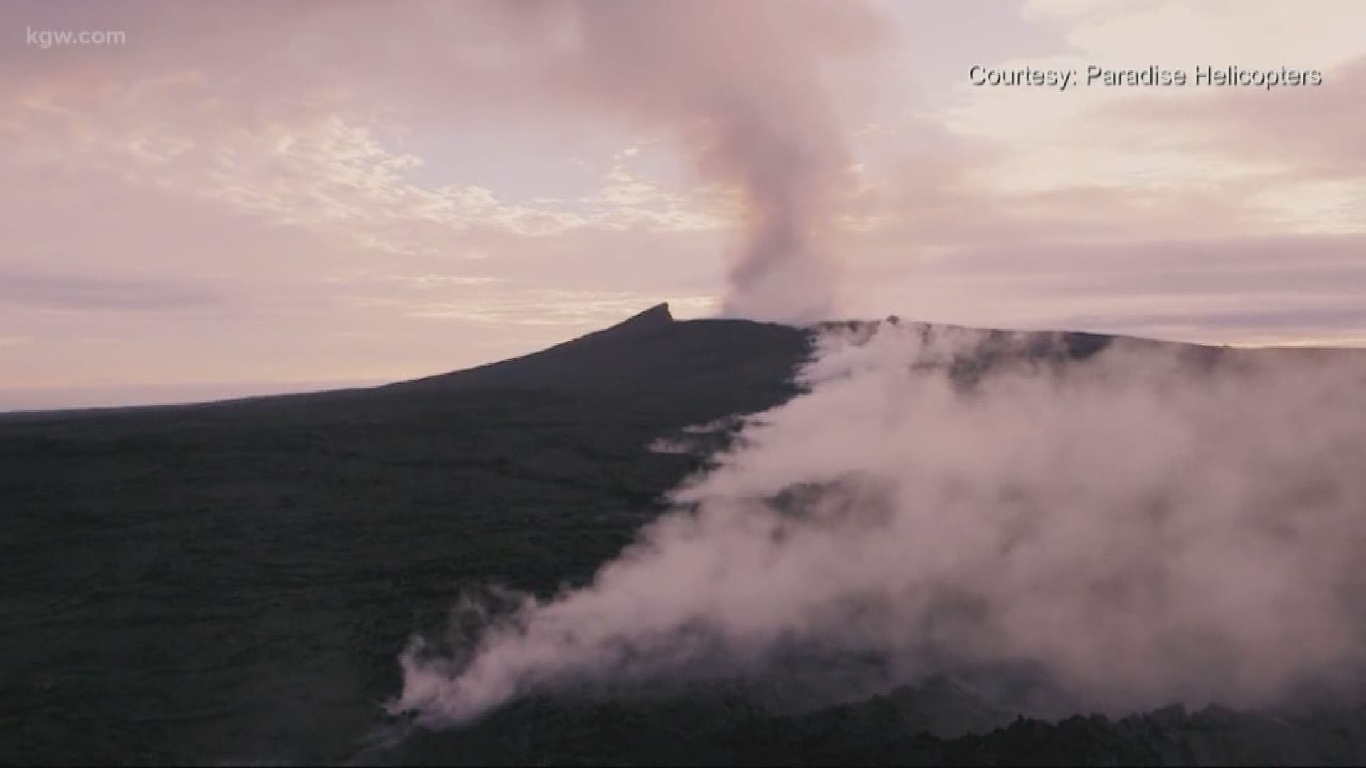 Hawaii's Kilauea volcano erupting