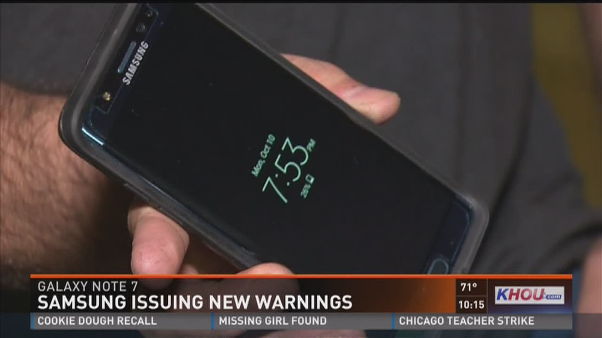 The Consumer Product Safety Commission warned Monday consumers should power down and stop using all Samsung Galaxy Note 7s.