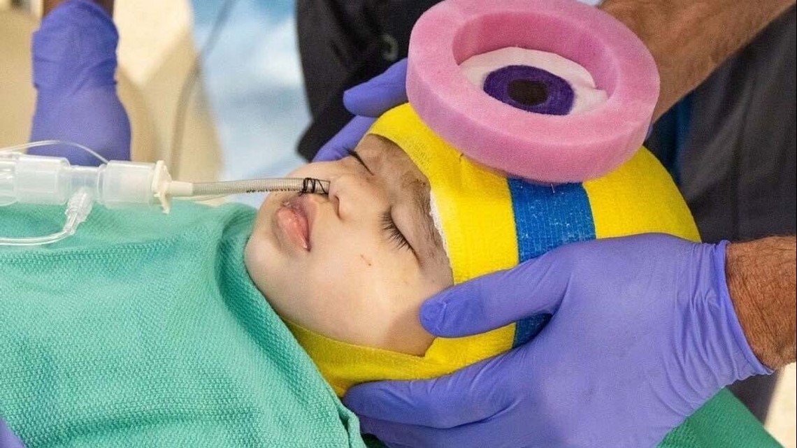 Houston surgeon creates superhero helmets for young patients - Vimarsana News