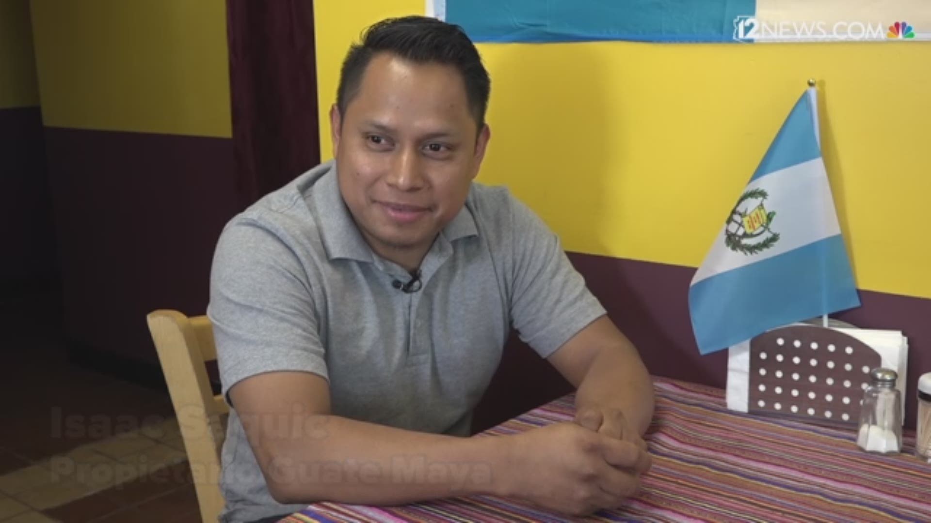 Isaac Saquic dice sentirse orgulloso de sus raíces y de su dialecto. También dice que lo que identifica a los guatemaltecos es lo unidos que son.
