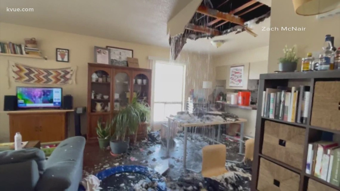 'The ceiling just completely fell' | Family displaced after pipe bursts in ceiling - Vimarsana News