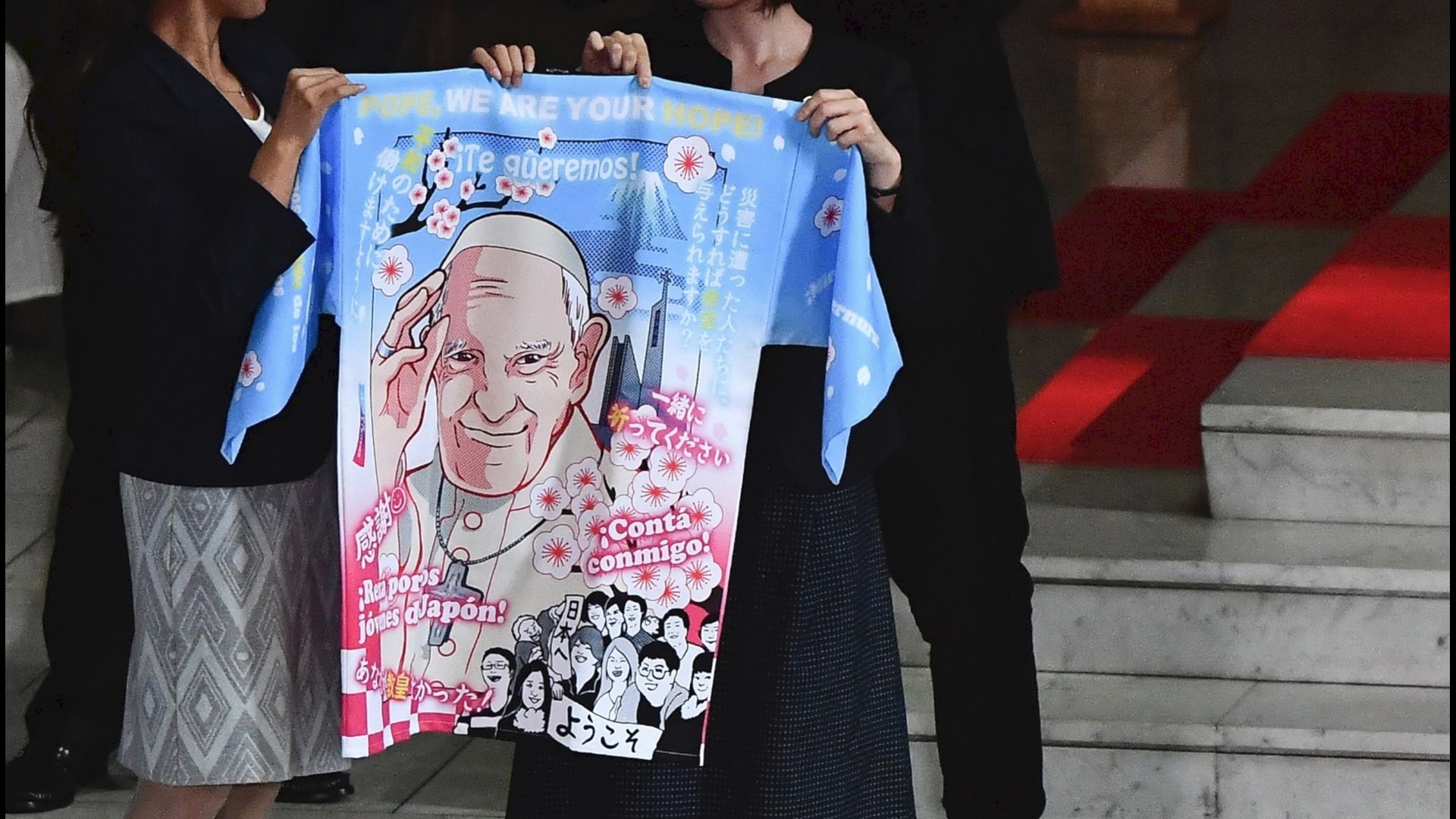 Pope Francis Gifted Anime-Pope Coat While in Japan | wfmynews2.com