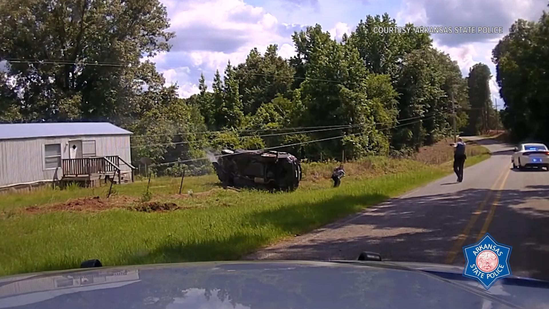 Baby ejected from car after Arkansas police pursuit ends in crash ...