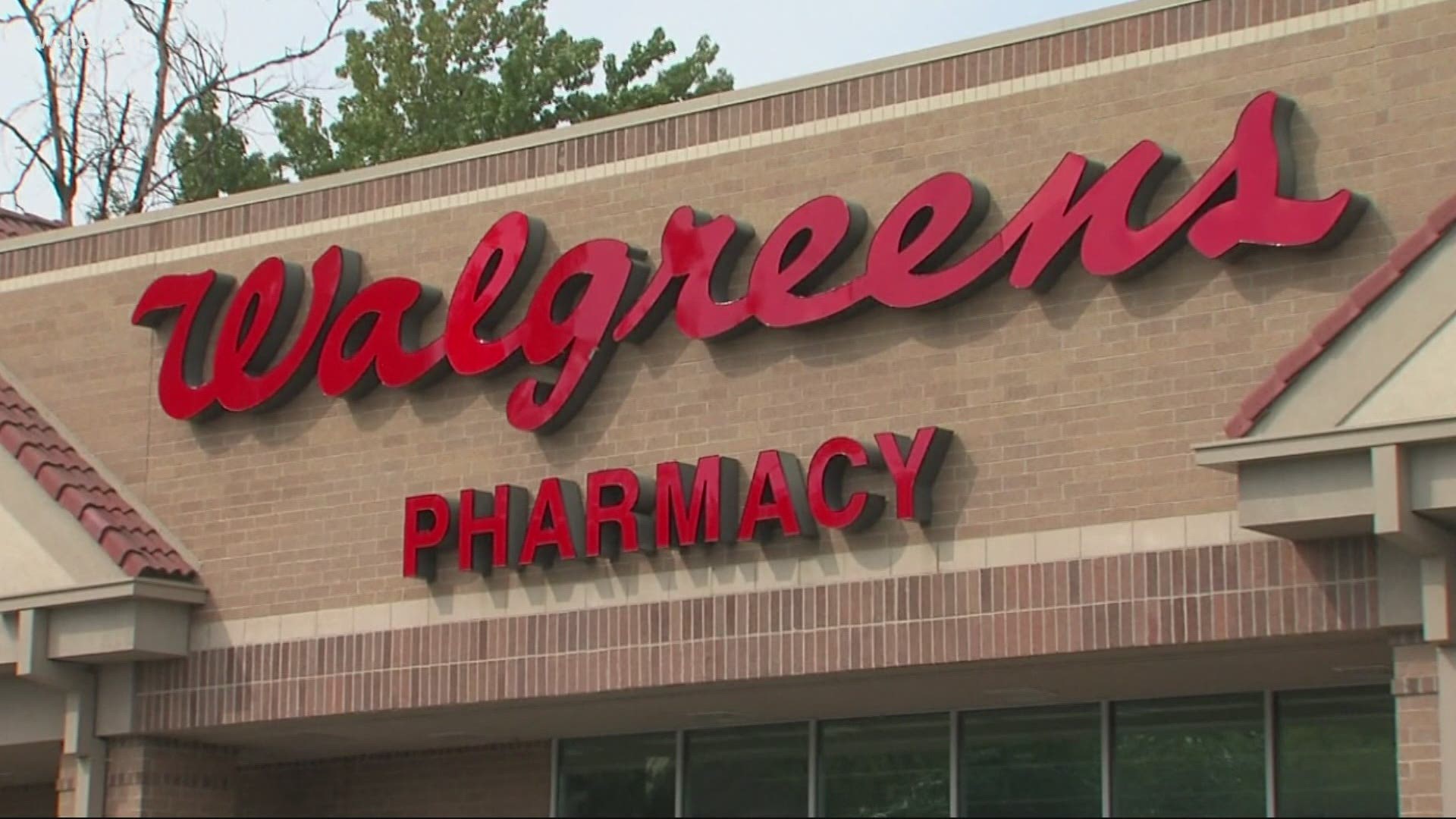 Walgreens had been scheduling customers' Pfizer doses 28 days apart instead of the CDC-recommended 21 days. Experts weigh in on the impacts on vaccine effectiveness.