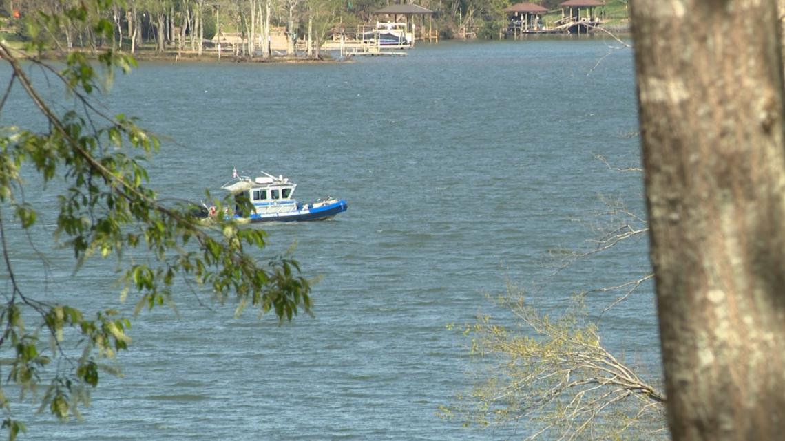 Missing boater found dead in Lake Wylie Steele Creek, NC, news