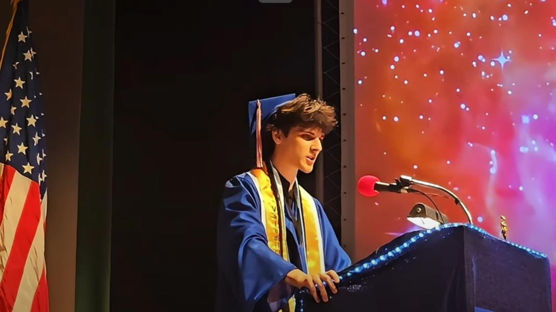 Texas valedictorian delivers speech right after dad's funeral ...