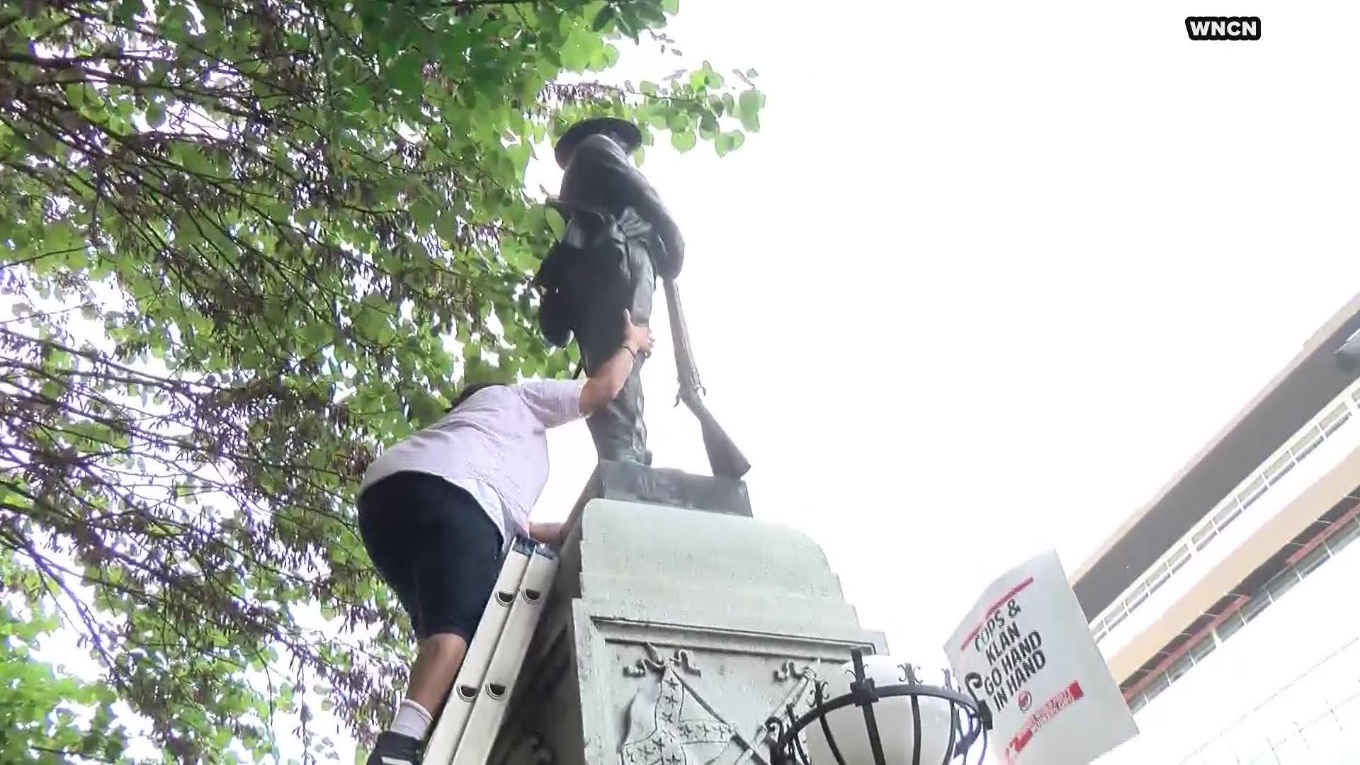 Confederate monument vandals hit wrong Lee statue. Vandals instead hit General William C. Lee, a WWII statue in Dunn, NC.