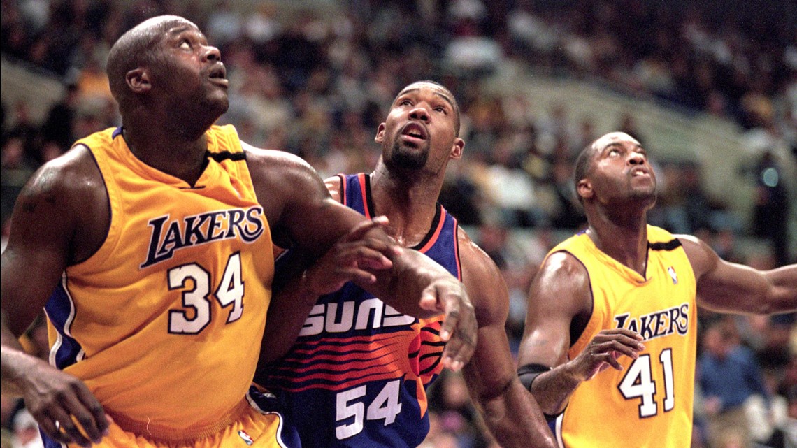 New Jersey Nets Jason Collins and Rodney Rogers vs. Lakers' Shaquille O'Neal