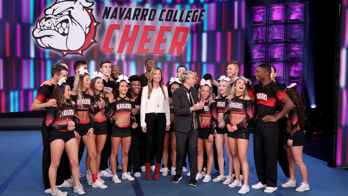 Navarro Cheerleaders appear on Ellen...then put on a show!