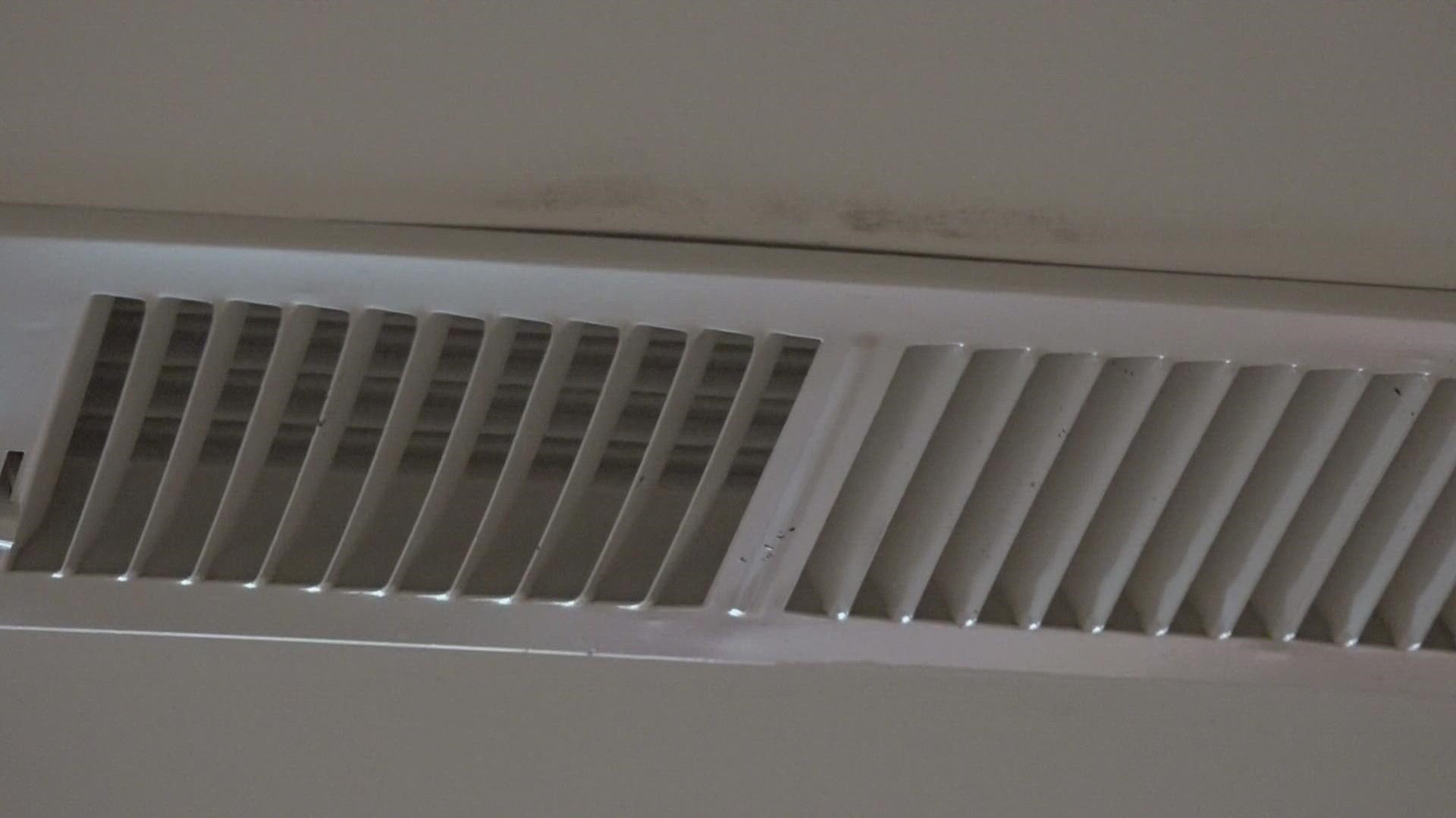 A Reidsville man says his air conditioning unit wasn’t working for weeks and his homes’ warranty was no help.