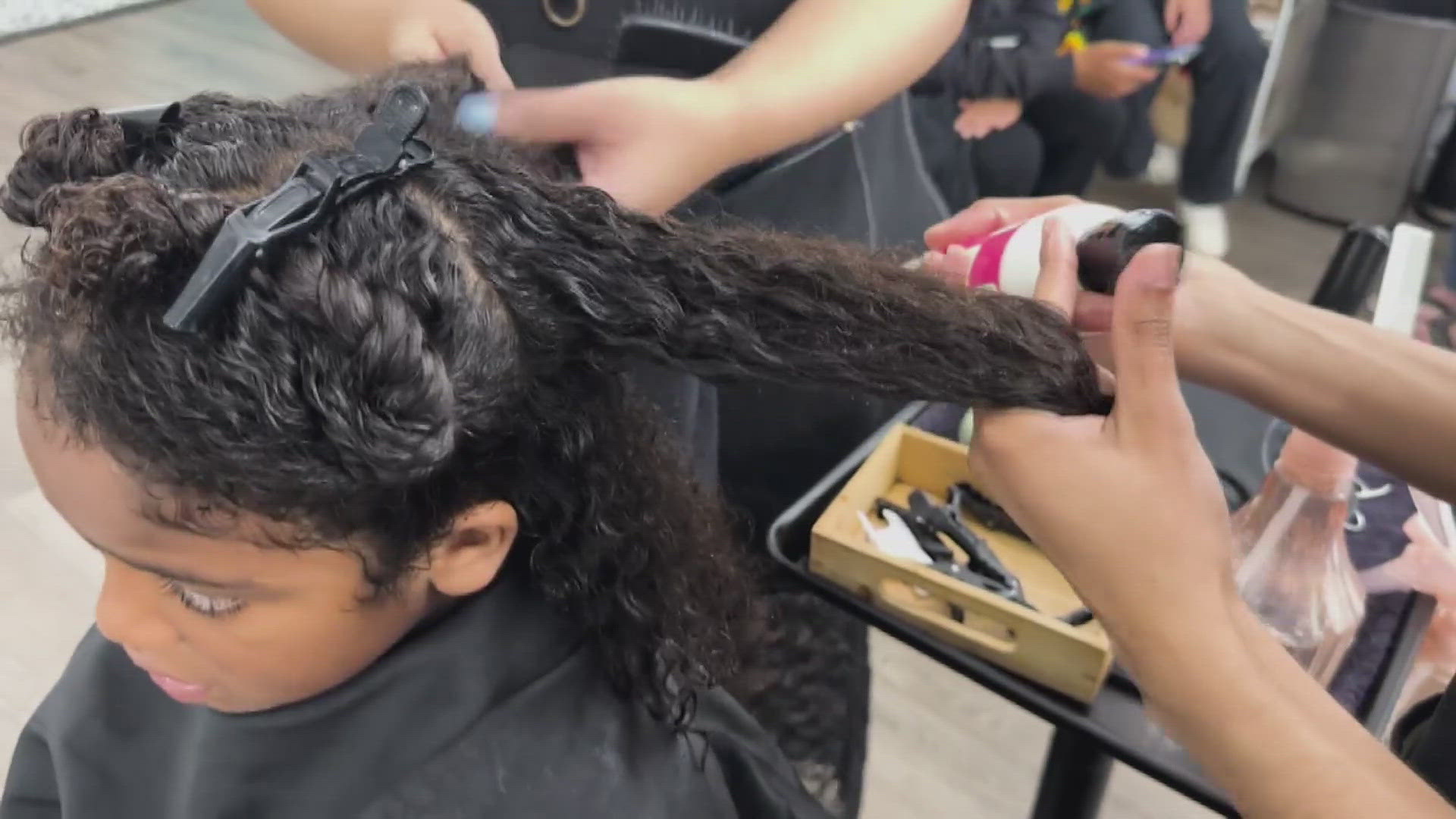 2WTK looks into some ways to care for your hair in the summer.