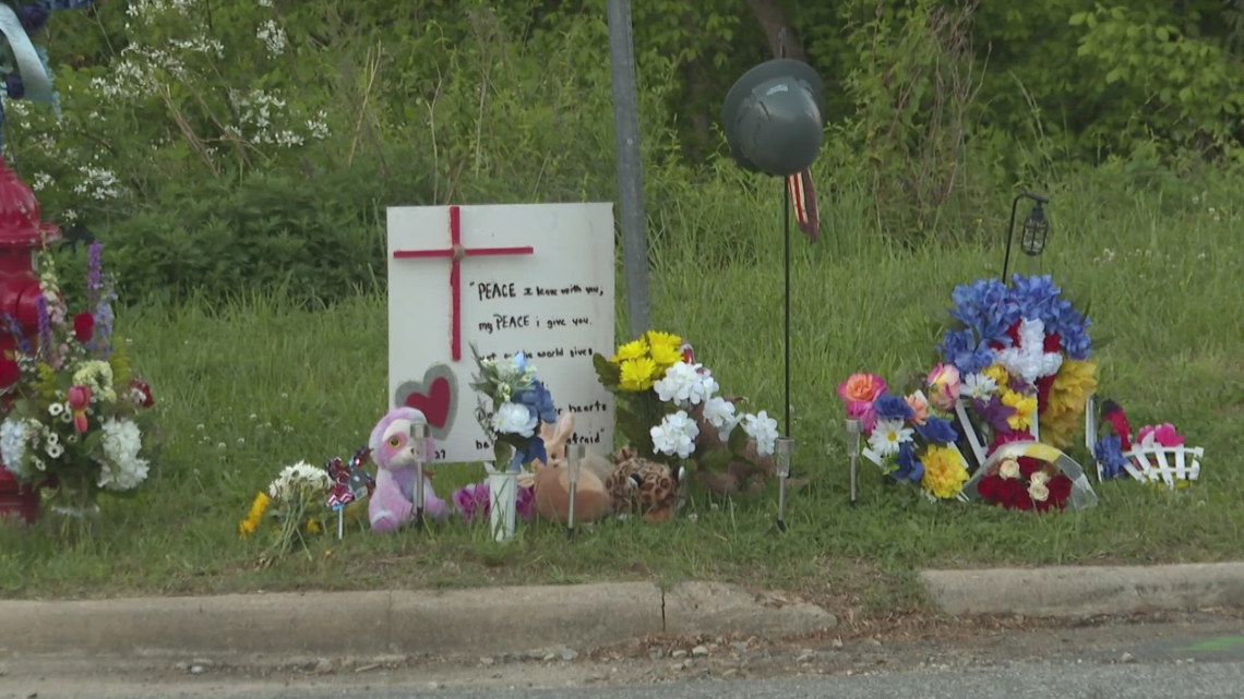 Eden memorial grows for 4 linemen killed in crash, prayer vigil unites ...