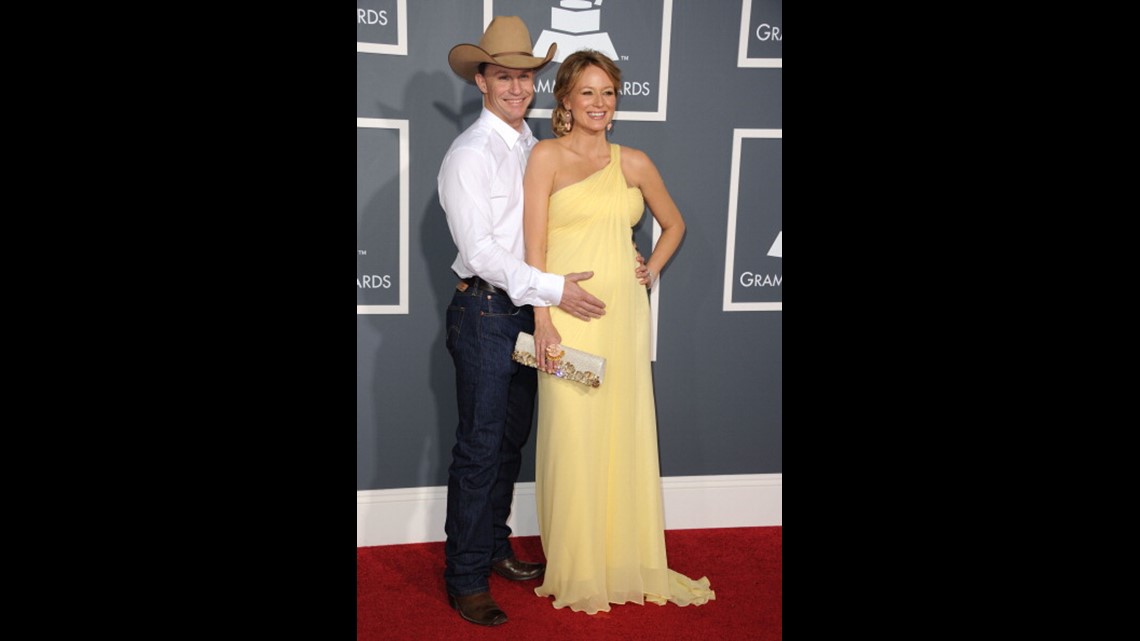 Jewel Moved On With An NFL Player After Her Divorce From Ty Murray
