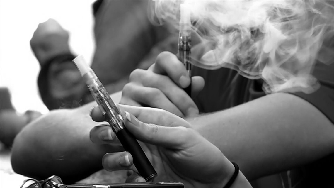 Here's How Underage Teens Are Getting Vapes | wfmynews2.com