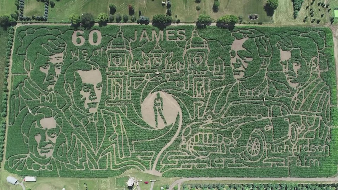 James Bond corn maze