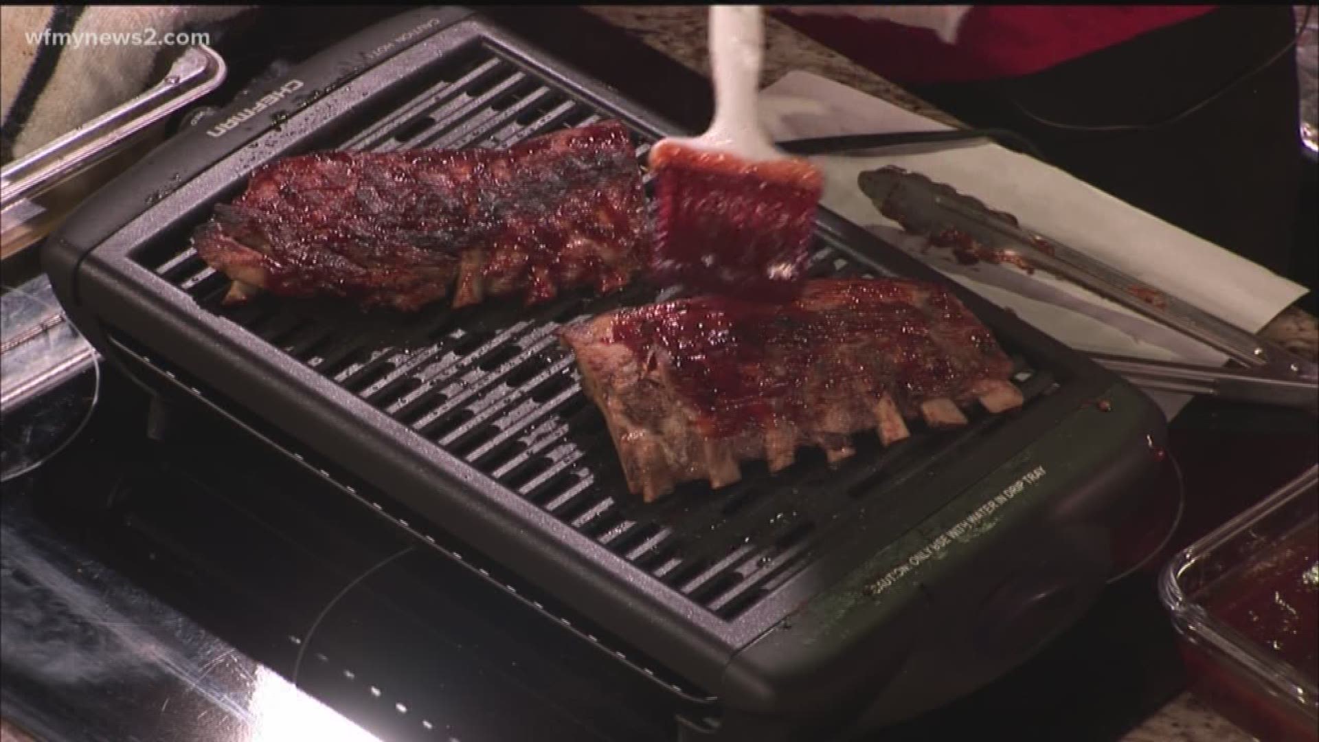 Longhorn Steakhouse is back in studio to teach you how to grill baby back ribs for your Labor Day Cookout