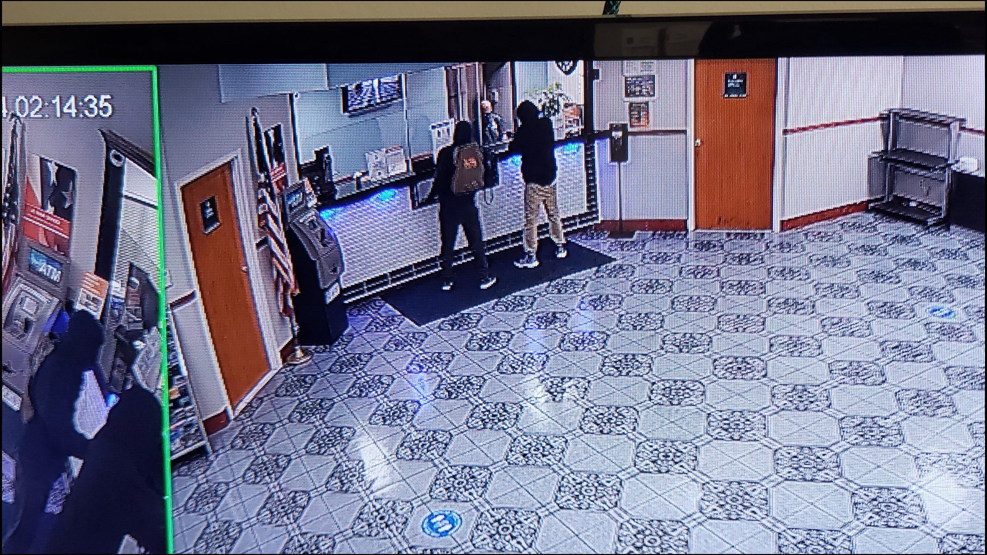 Robbery at Burlington Motel 6 leaves police searching for two suspects ...