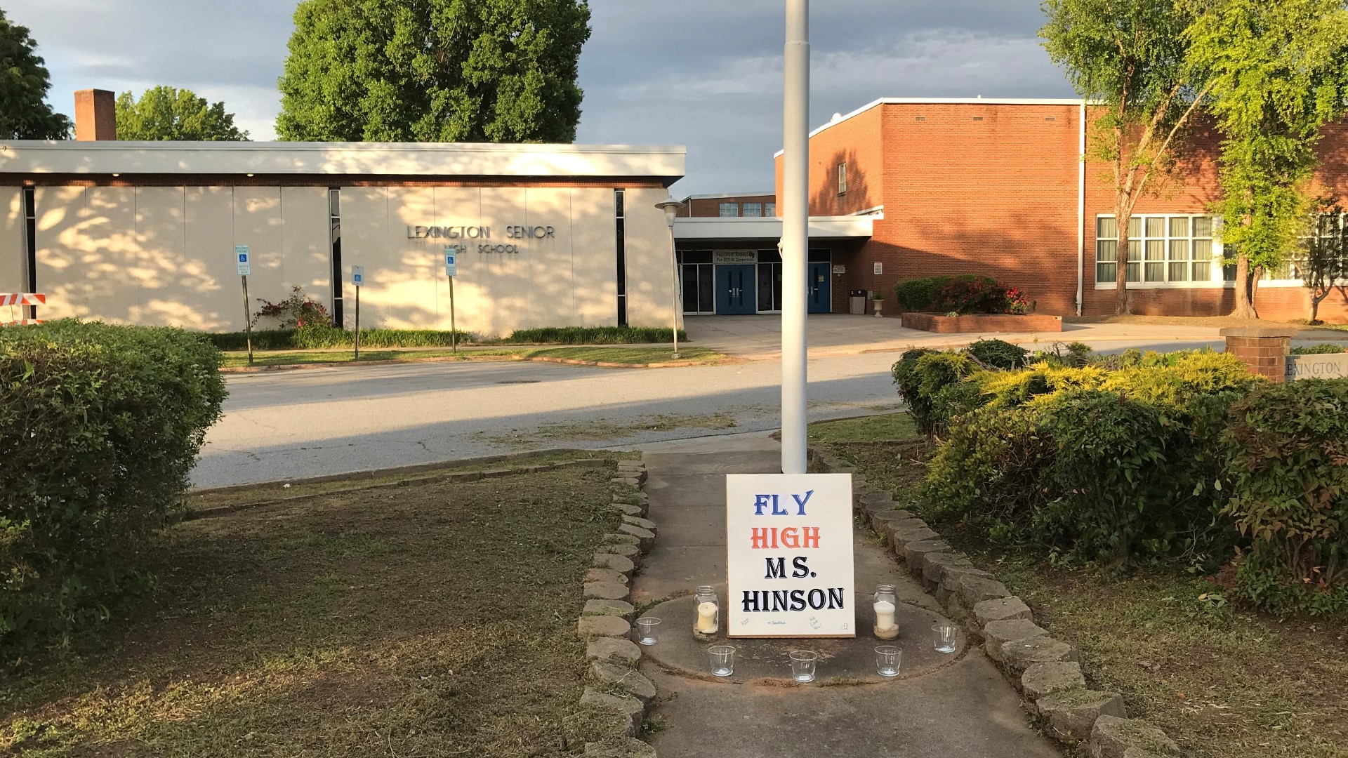 Lexington Senior High School Assistant Principal Holly Hinson dies in