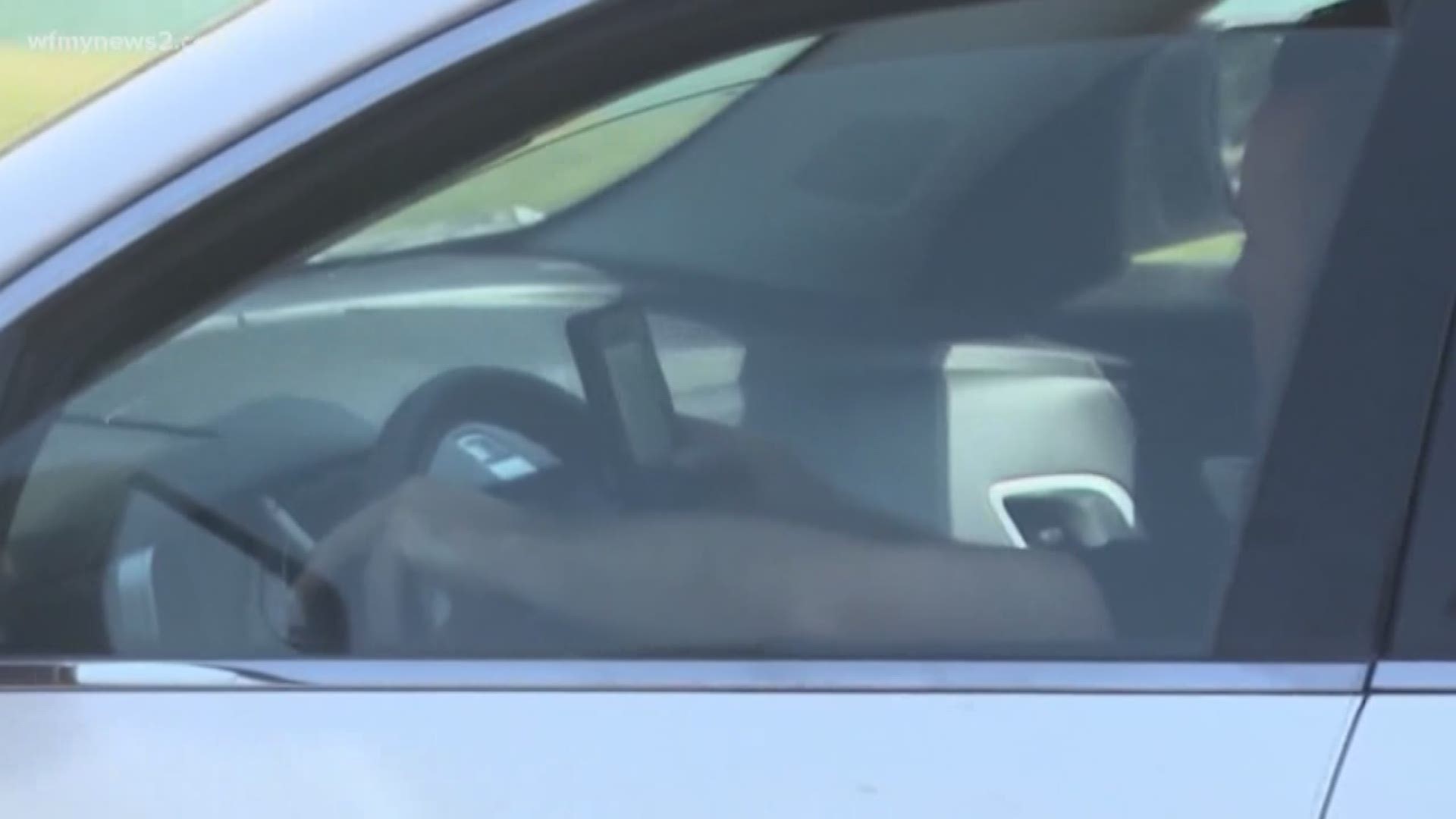 A new law would allow police to pull you over for having a phone in your hand.