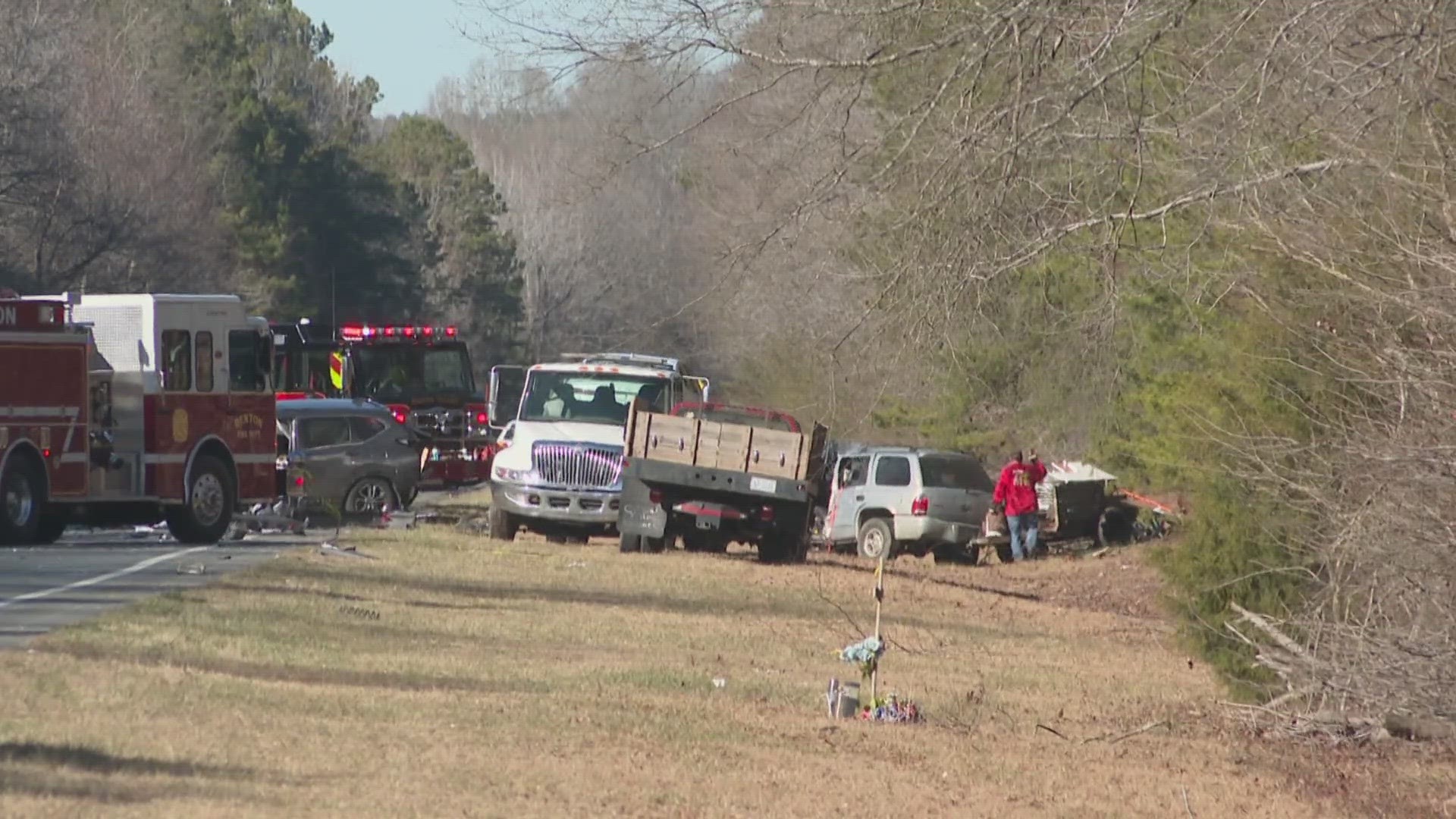 Head-on crash kills two people on 109 near Garner Road in Davidson County.