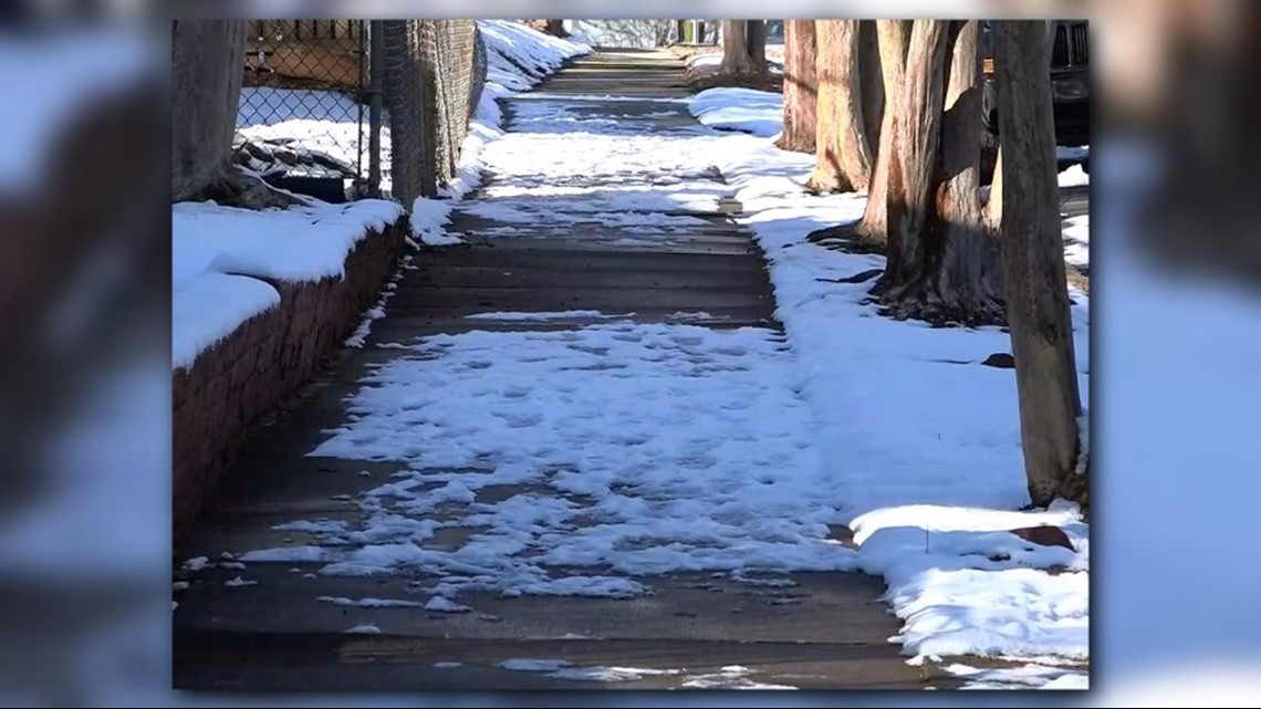 VERIFY Am I Responsible For Shoveling My Sidewalk?