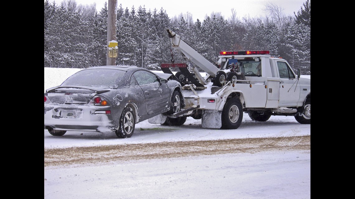 Abandoned vehicles may be towed as NCDOT begins de - icing operations