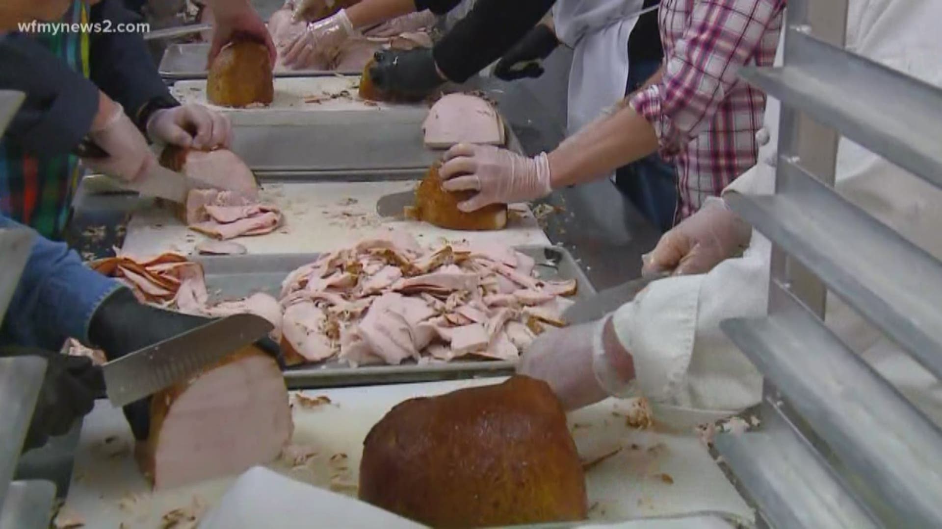 Community Tables Holds Annual Thanksgiving Feast