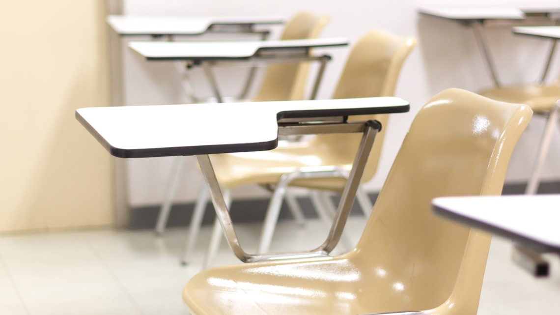 North Carolina teachers to get bonuses