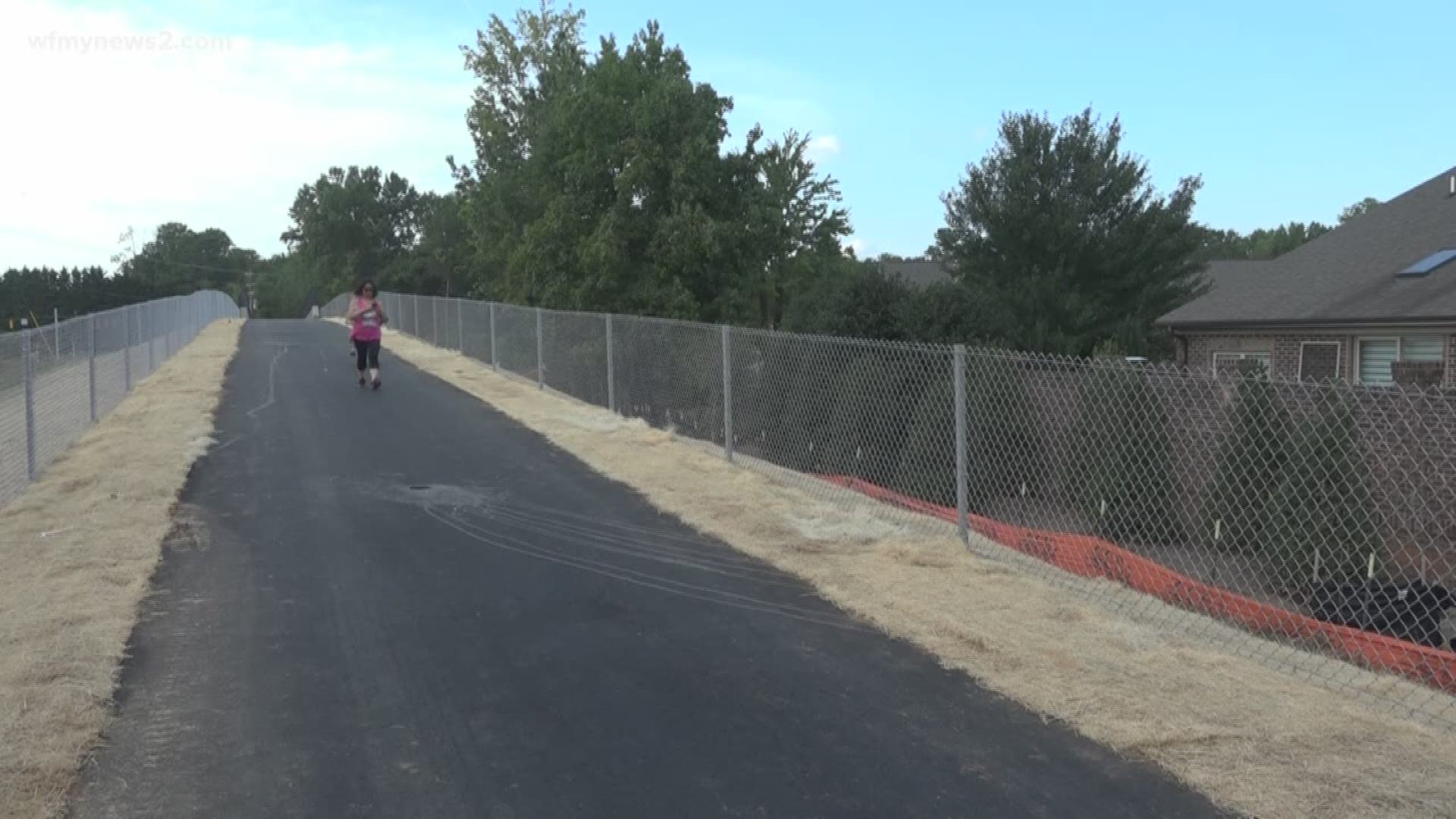 Pedestrian Bridge Opens Up On The Urban Loop