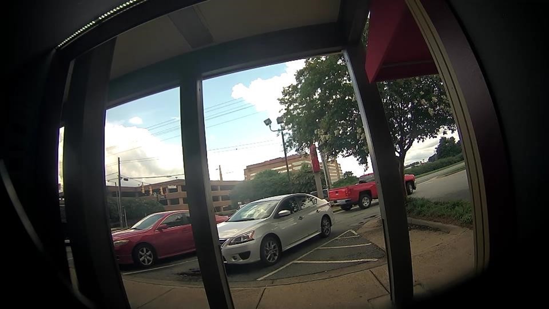 Man Suspected of Robbing 2 Wells Fargo Banks Within An Hour Has Been ...