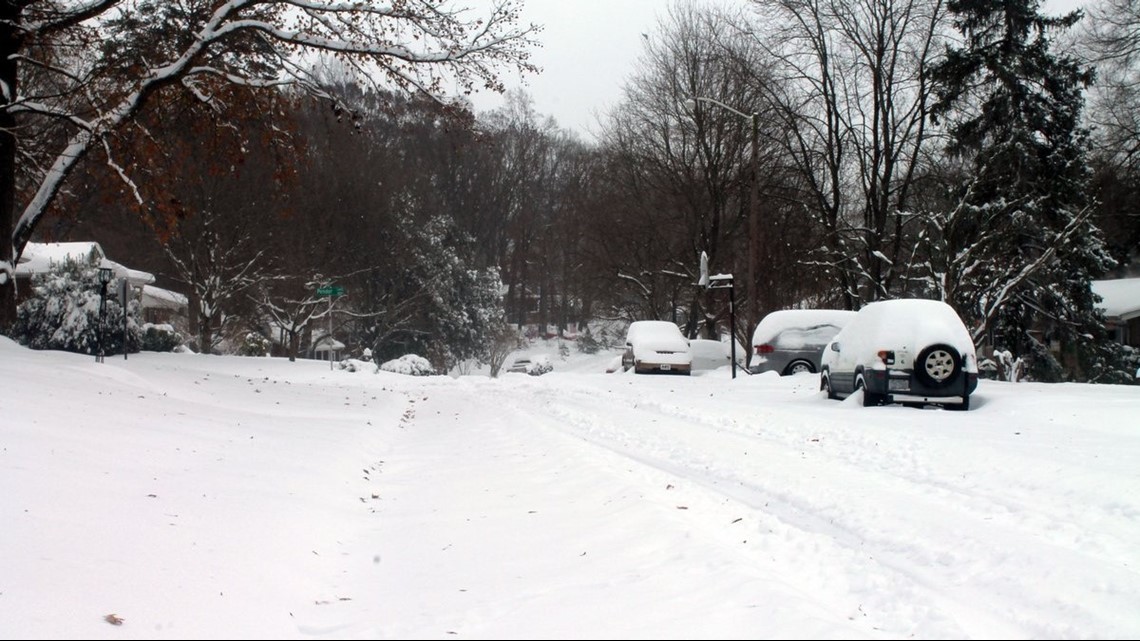PHOTOS Major Winter Snow Storm Hits North Carolina
