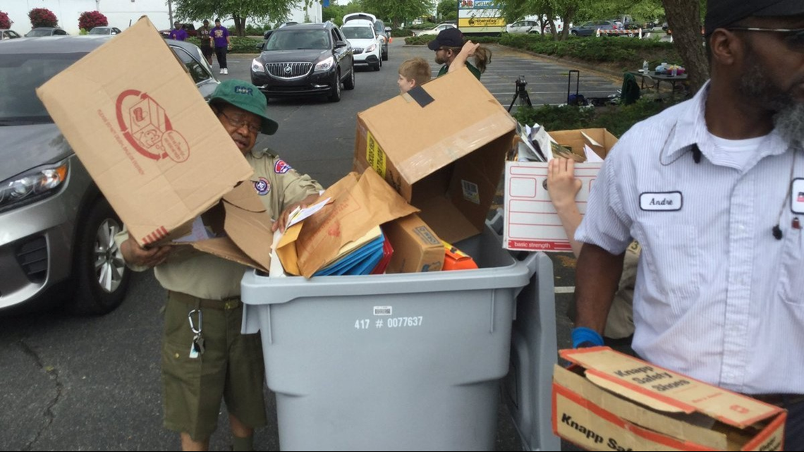 WHOA! 979 Cars & 47,000 lbs Of Paper In The Greensboro Shred