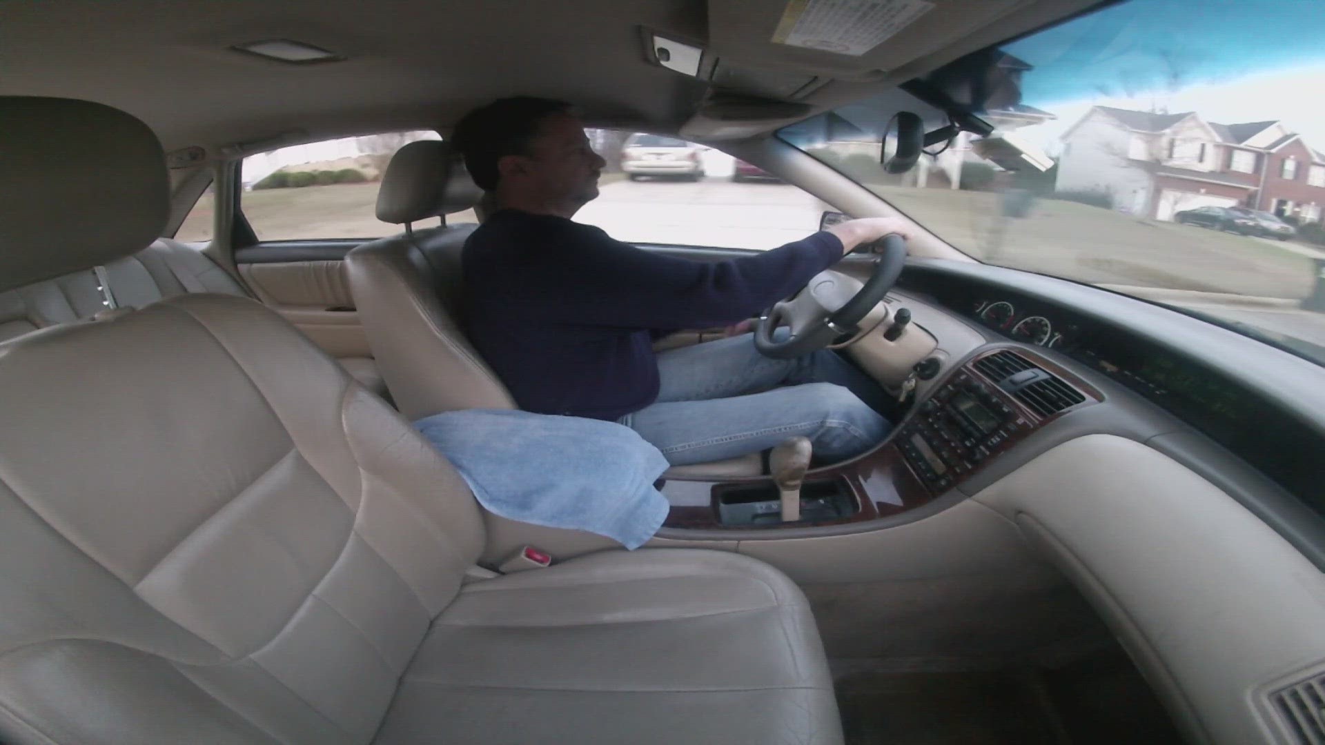 On January 2, 2014, Michael Lipperman and his Toyota Avalon hit 500,000 miles.