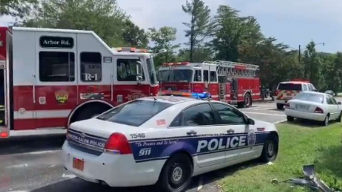 1 seriously injured in car crash in Winston-Salem | wfmynews2.com
