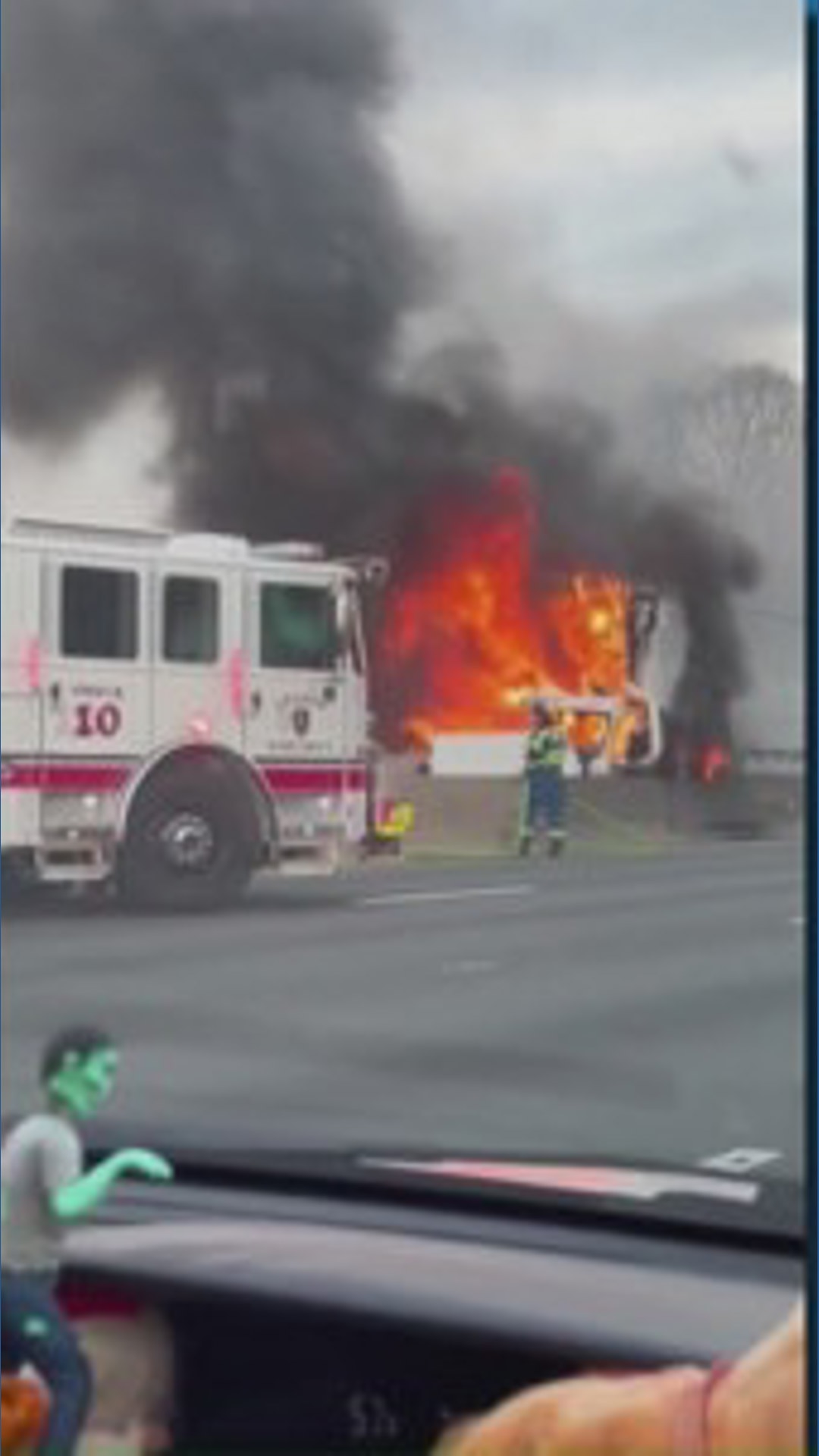 Tractor-trailer catches fire after crash on I-40/I-85 in Graham ...