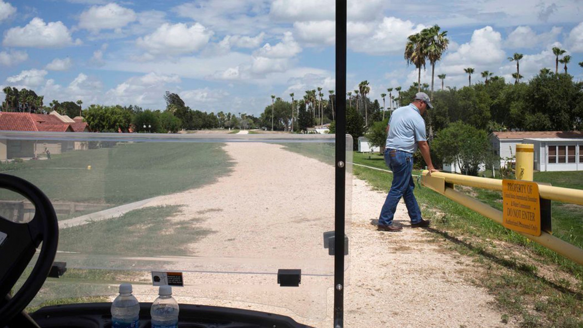 Border Homes, and The Wall That Would Tear Them Apart