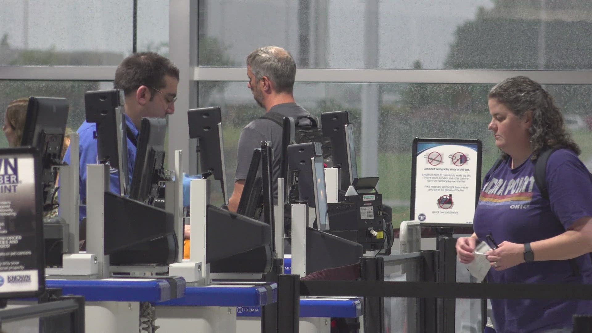 TSA uses machines to match traveler’s faces to their IDs.