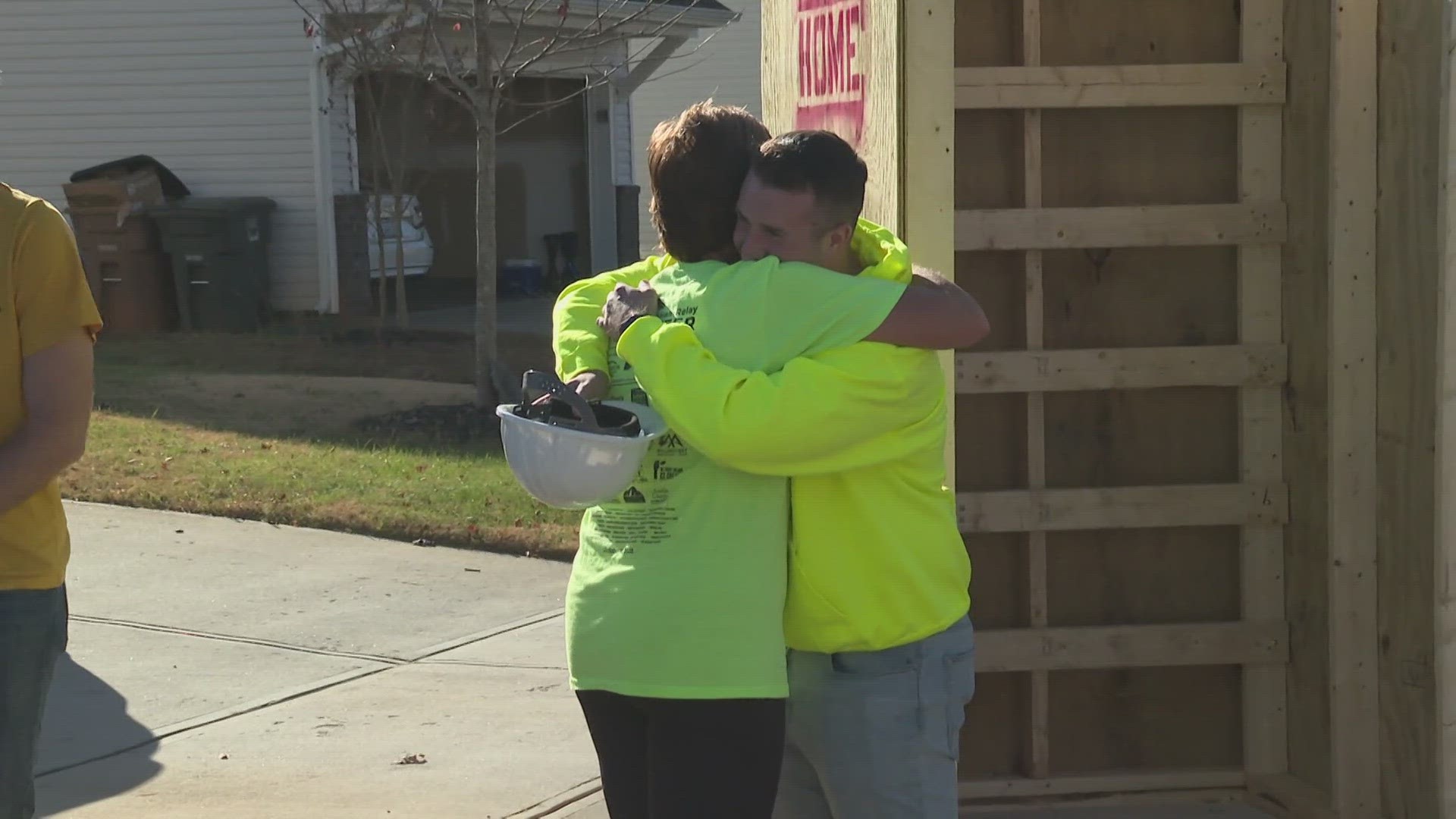 Members of the armed forces oftentimes can’t make it home for holidays. This Coast Guard member decided to surprise his family in a big way