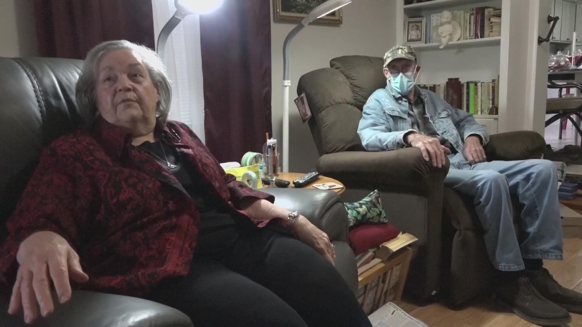 An elderly couple from the Triad called 2 Wants To Know after they waited weeks for a refund on the wrong lift chairs.