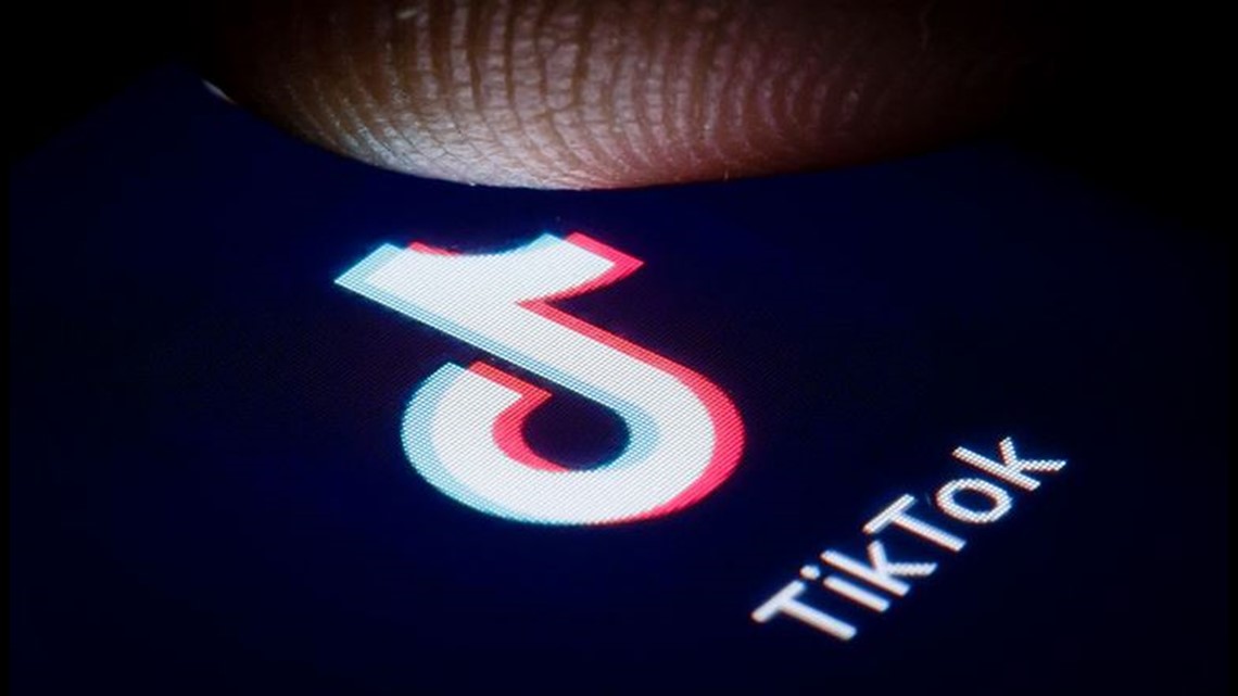 Experts encourage parents to talk with kids about TikTok trends - Vimarsana News