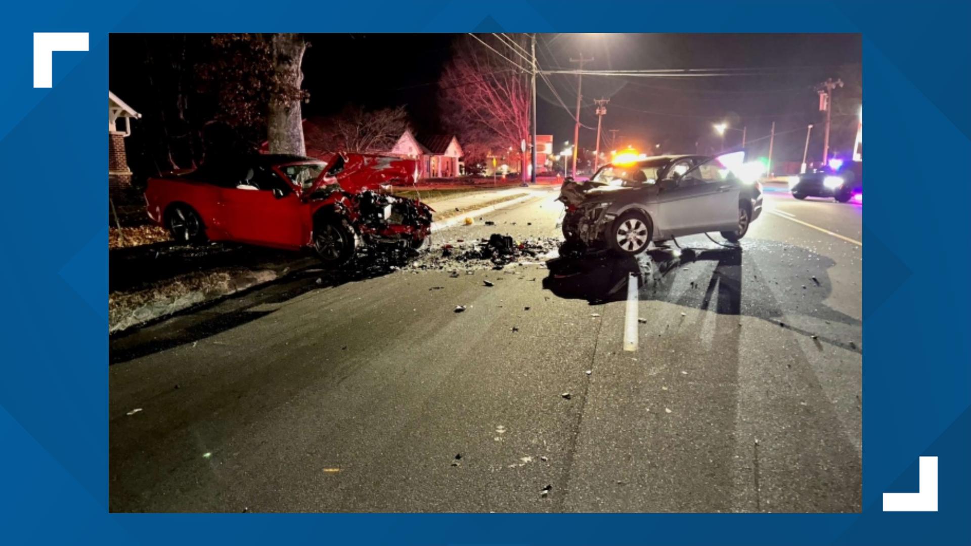 Crash in Archdale leaves 1 dead, 1 seriously injured | wfmynews2.com