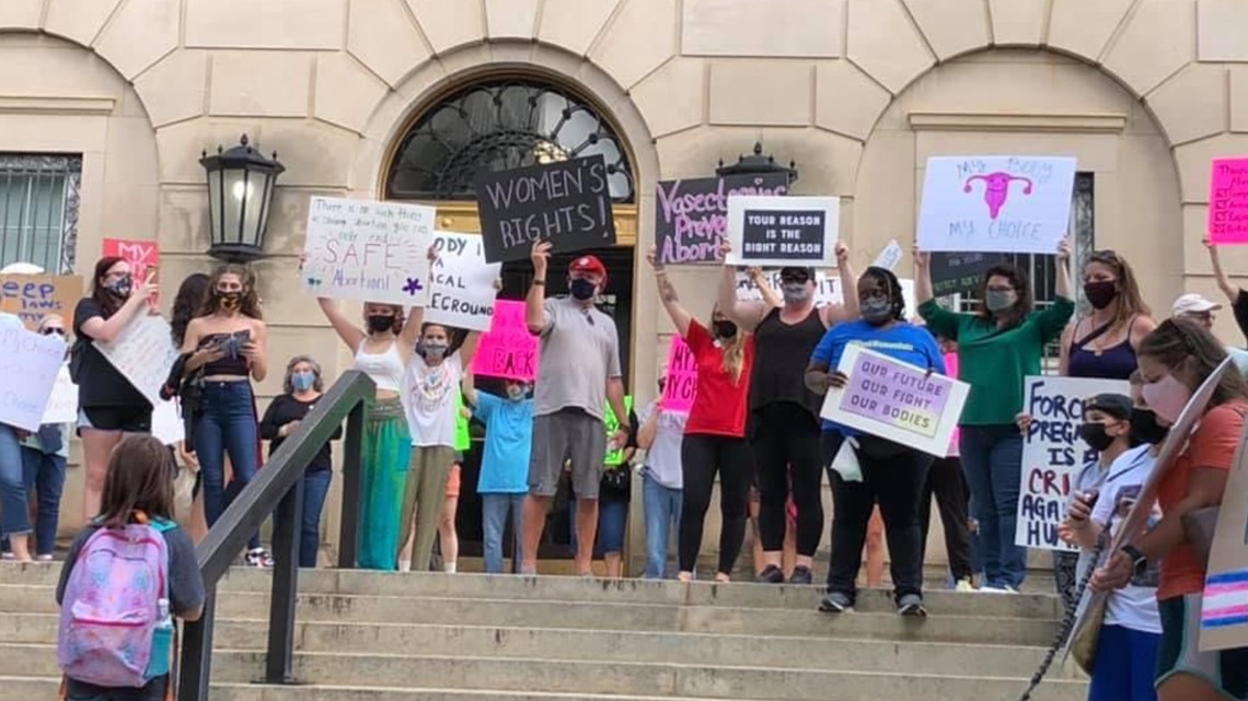 100 plus gather for reproductive rights march in Winston-Salem - Vimarsana News