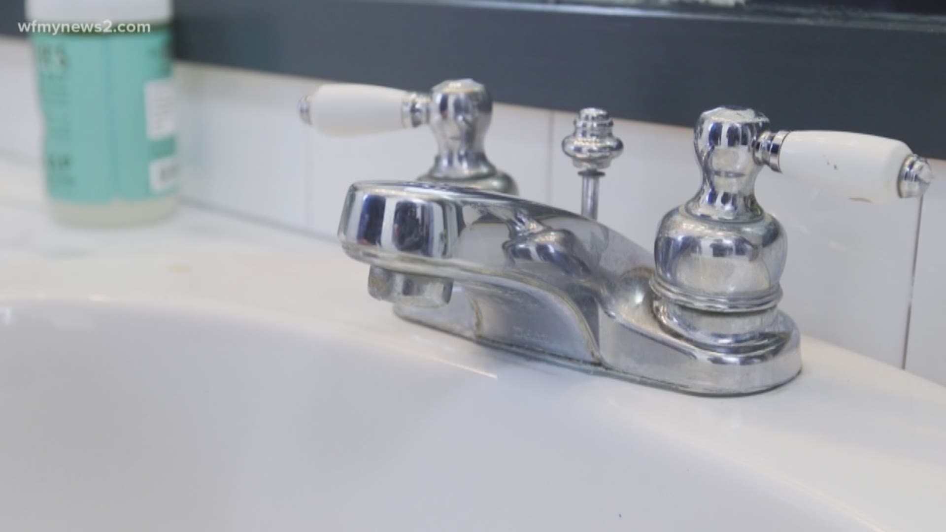Don't call the plumber just yet, you may just be able to fix that leak yourself with a few simple tricks.