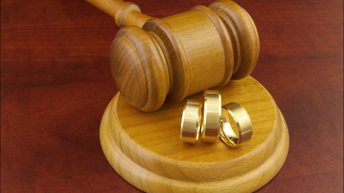 Woman arrested for marrying two men in Alamance Co. - Vimarsana News