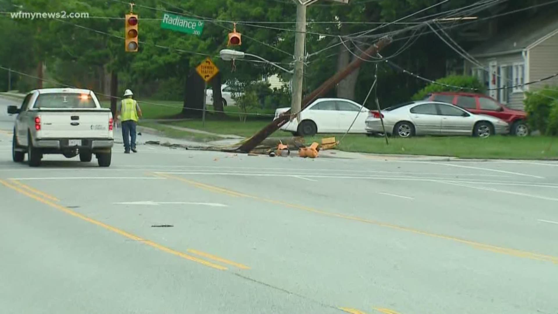 600 Residents Without Power After Early Morning Crash