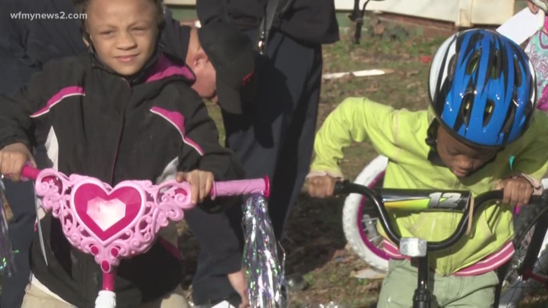 The WSFD surprised a family with 9 kids with brand new bikes ahead of Christmas.