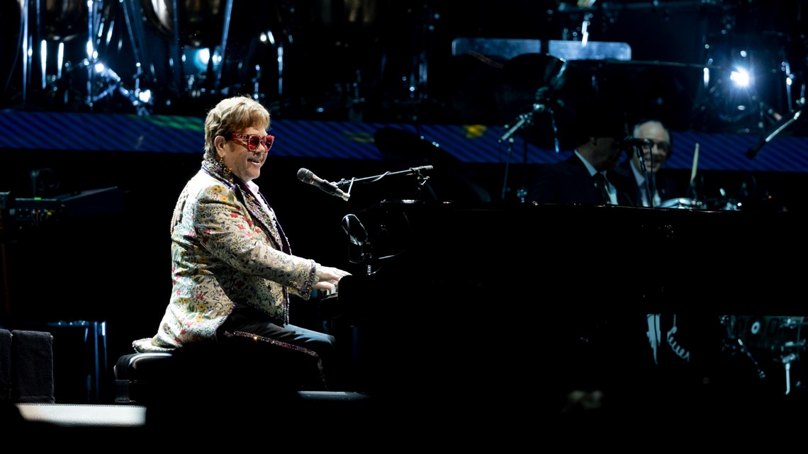 Fans can feel the love ahead of Elton John's concert - Vimarsana News